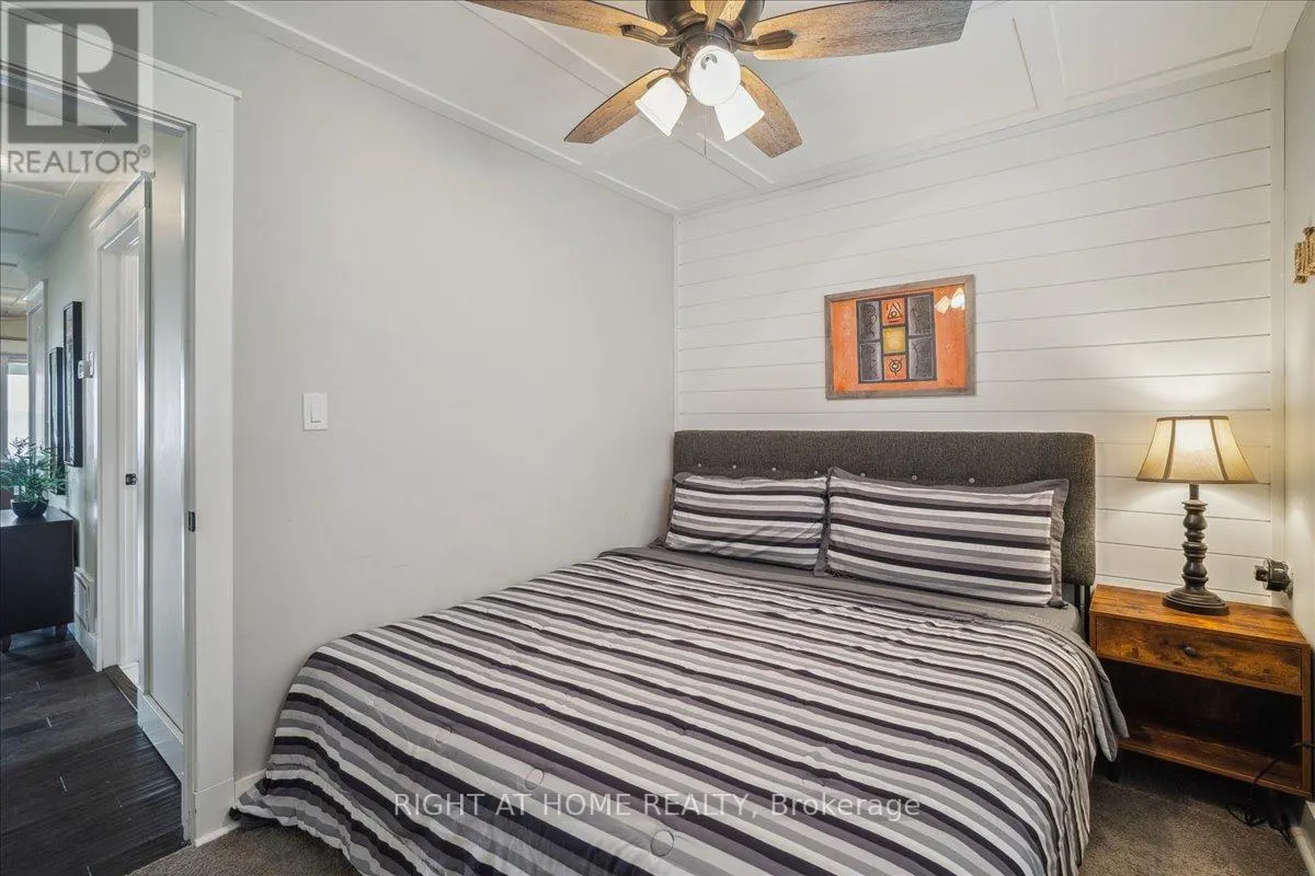 339520 PRESQU'ILE ROAD
