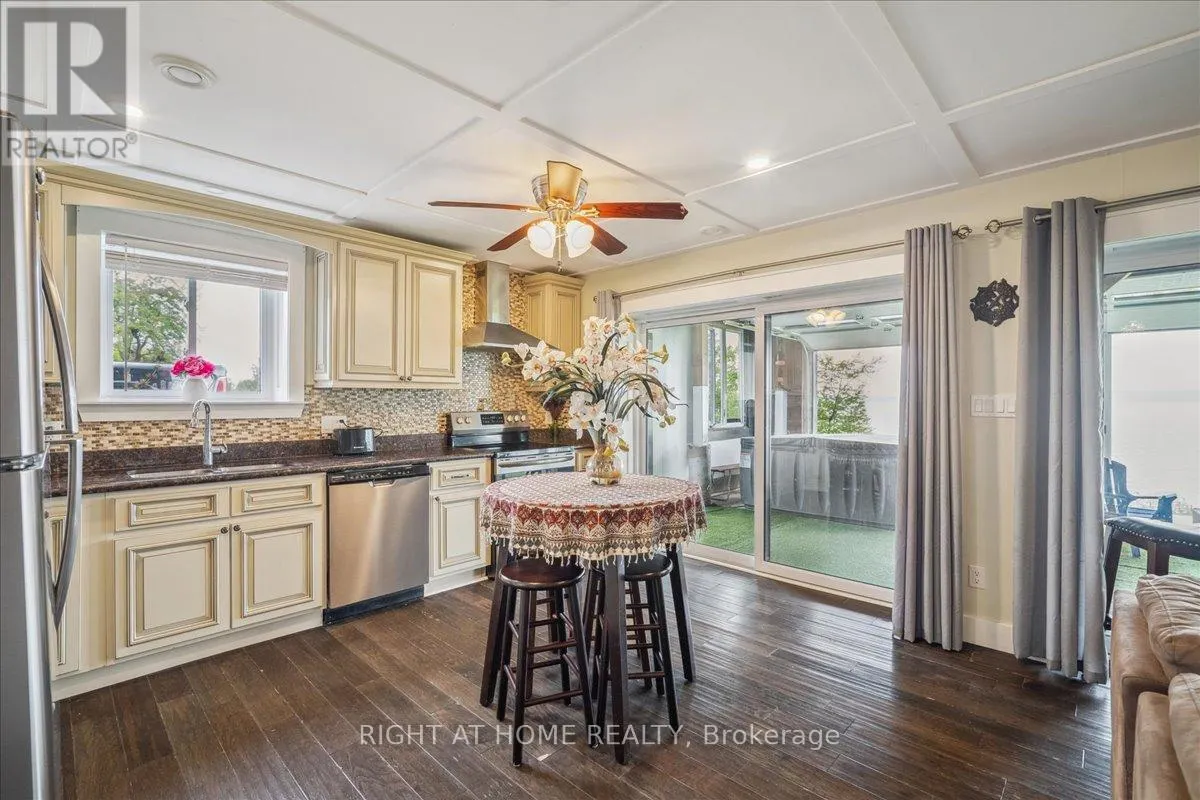 339520 PRESQU'ILE ROAD