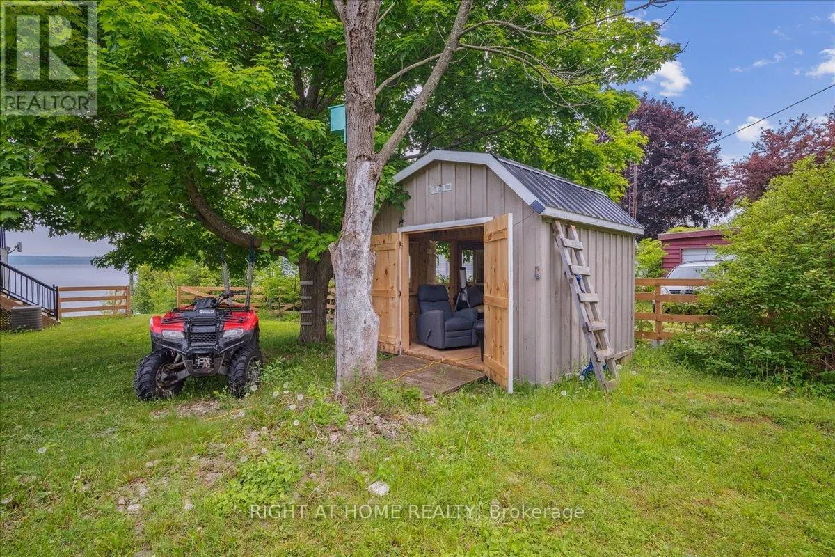 339520 PRESQU'ILE ROAD