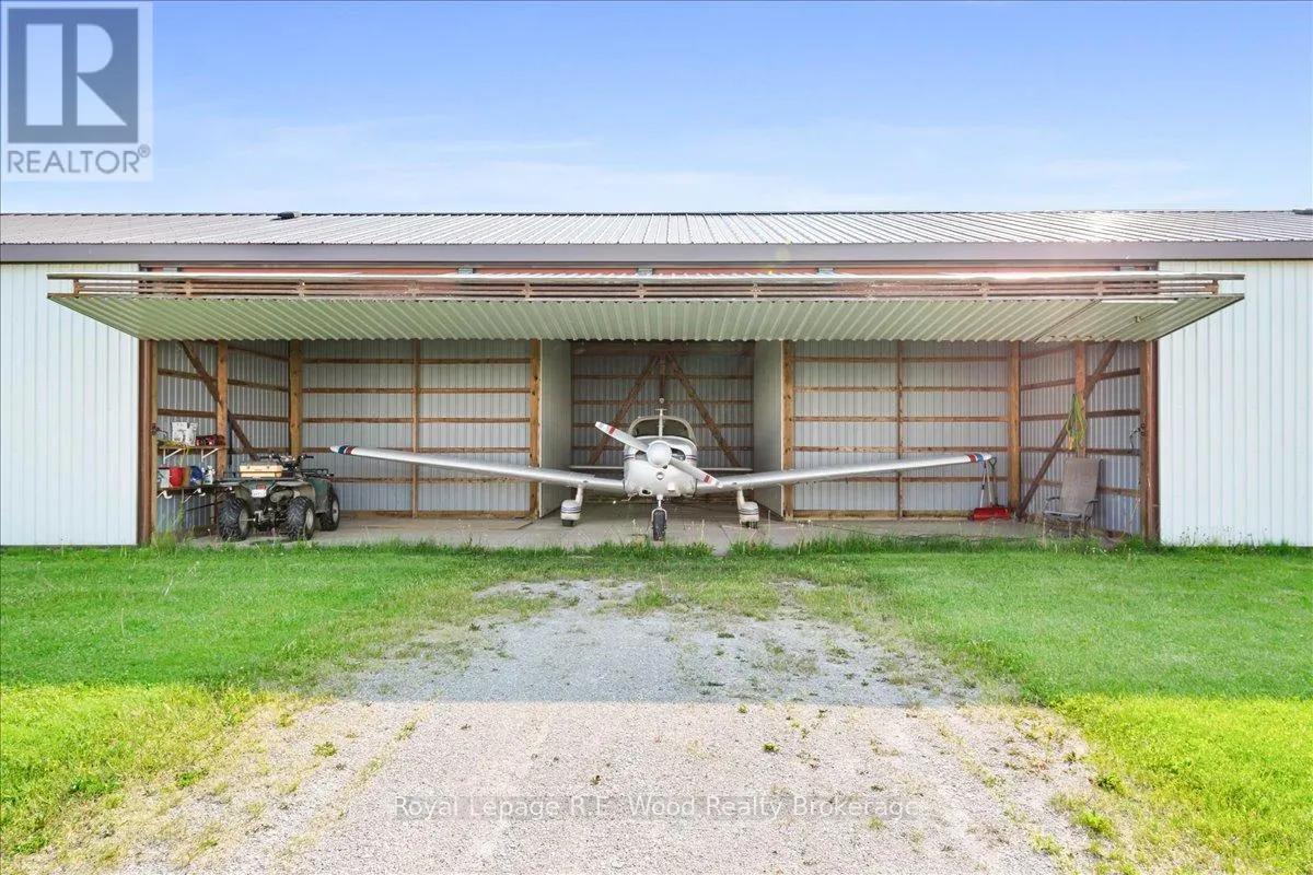G2-14 - 244411 AIRPORT ROAD, #G2-14