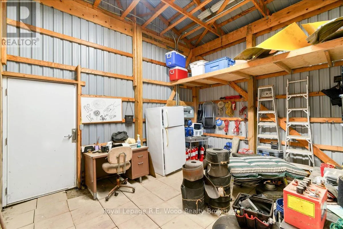 G2-14 - 244411 AIRPORT ROAD, #G2-14