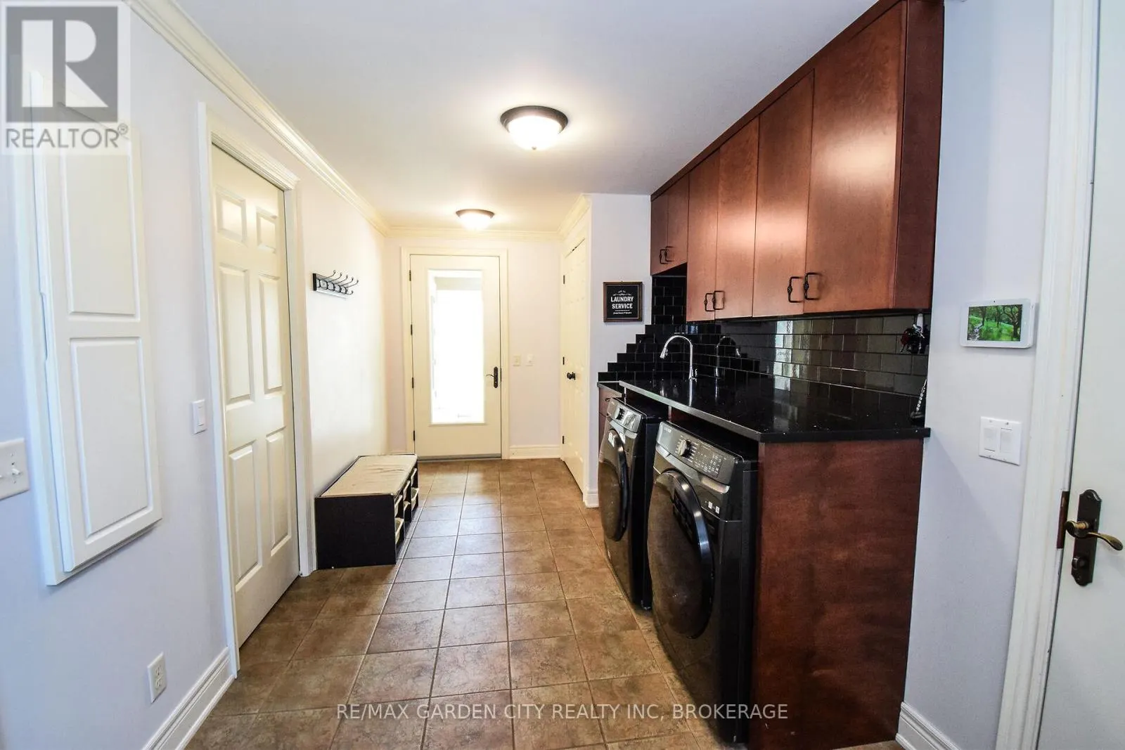 273 CANBORO ROAD