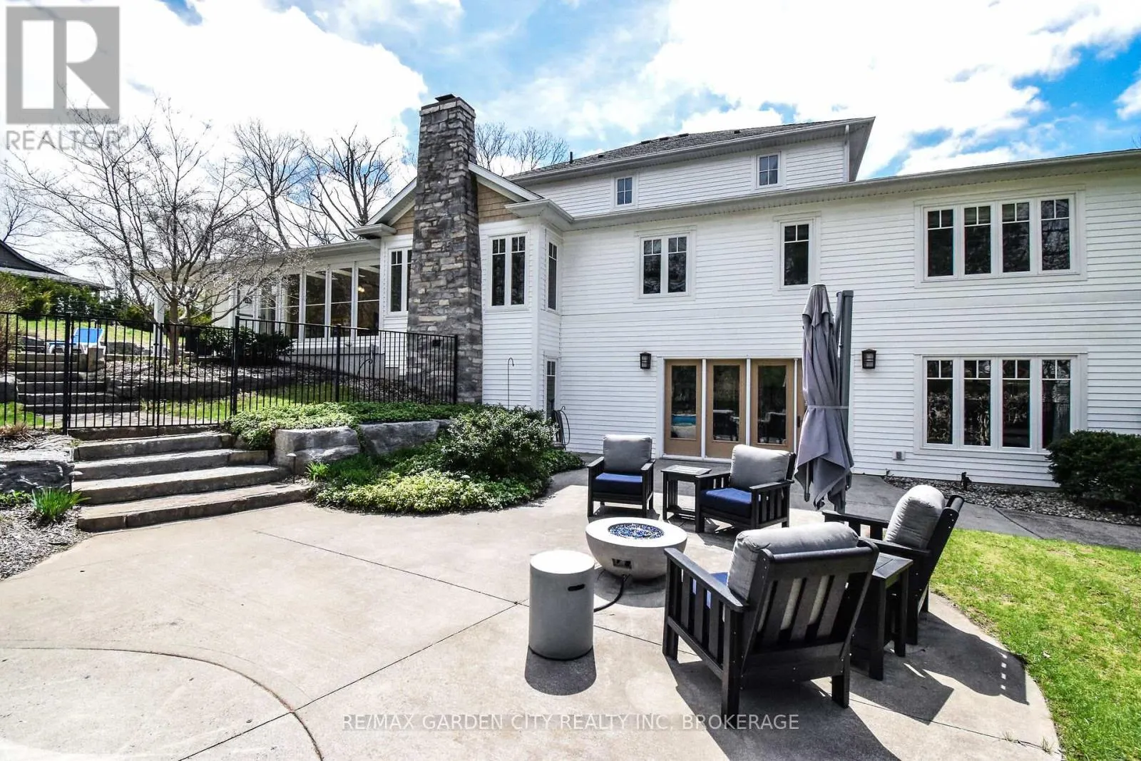 273 CANBORO ROAD