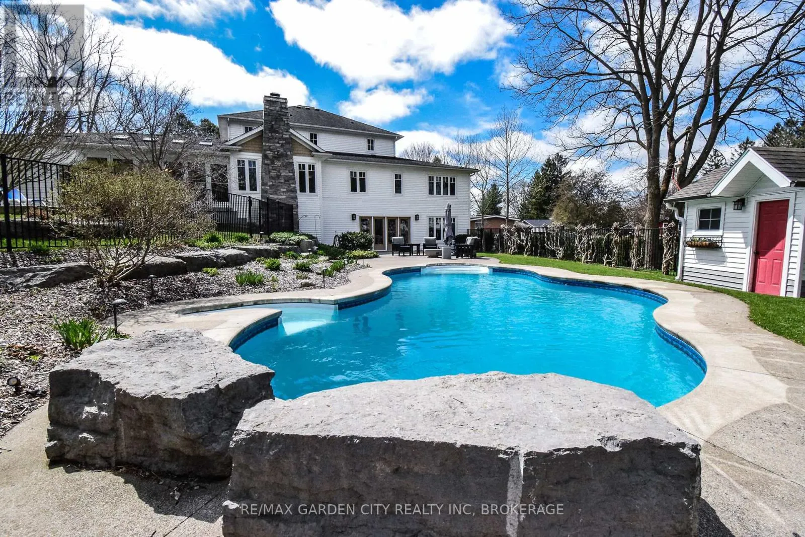 273 CANBORO ROAD
