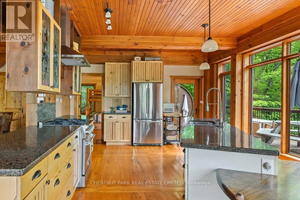 488 GULL CREEK LANE