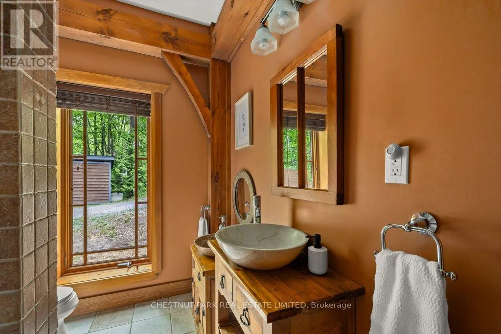 488 GULL CREEK LANE