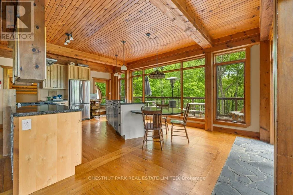 488 GULL CREEK LANE