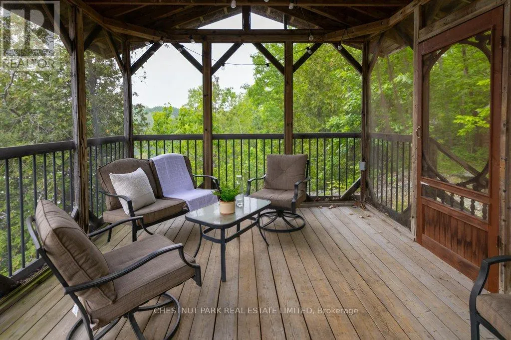 488 GULL CREEK LANE