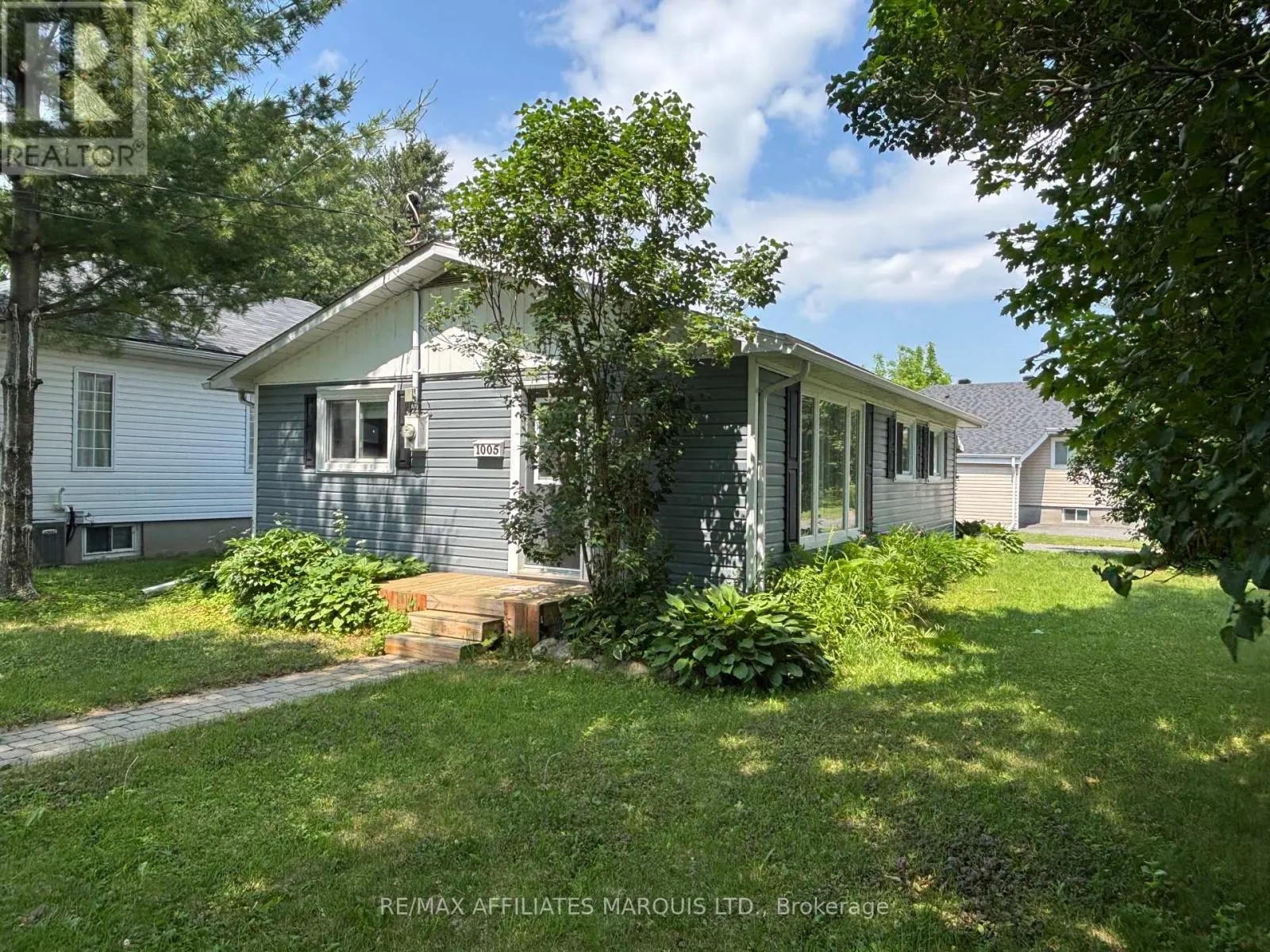1005 OSBORNE AVENUE