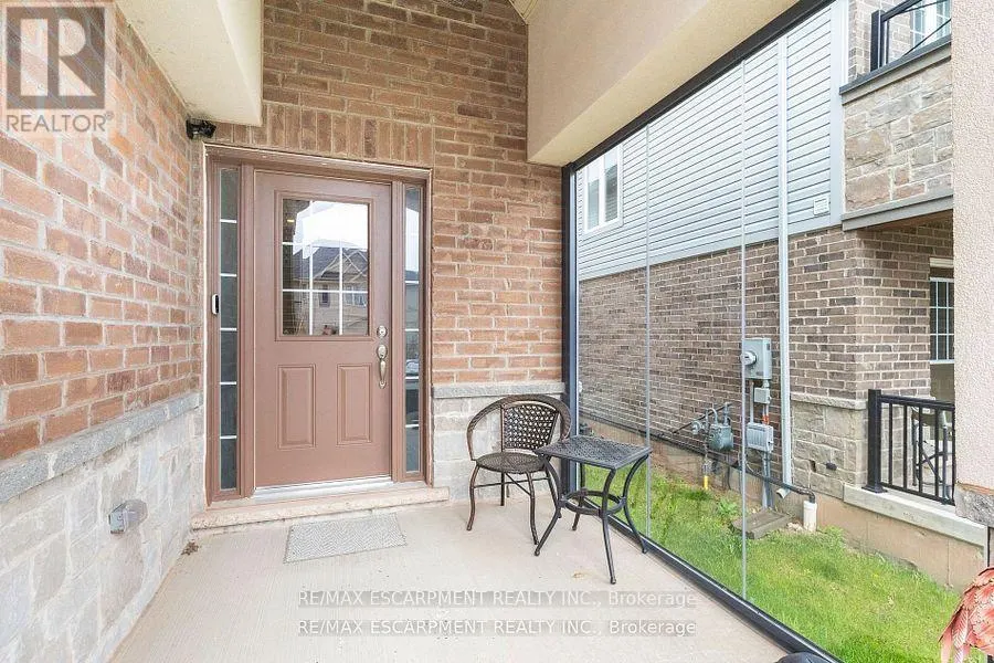 41 FOOTHILLS LANE