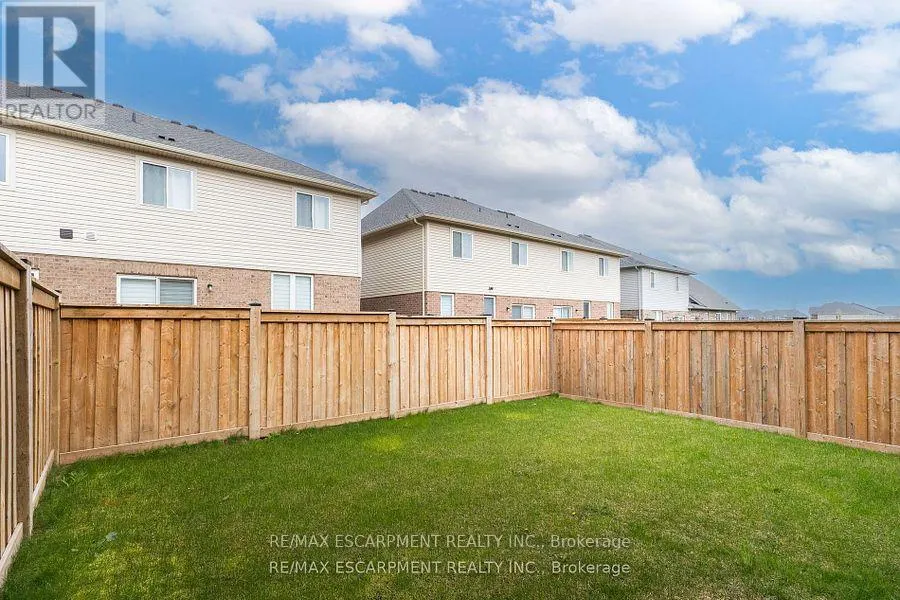 41 FOOTHILLS LANE
