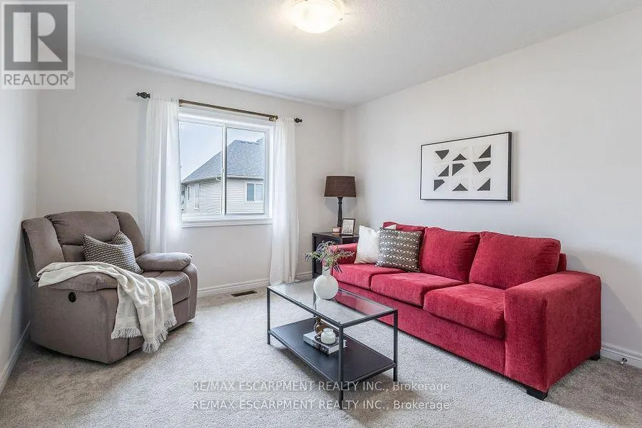 41 FOOTHILLS LANE