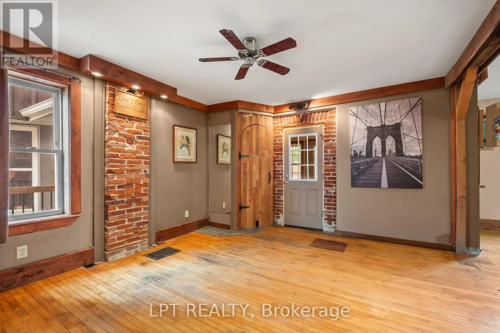 277 BROCK STREET