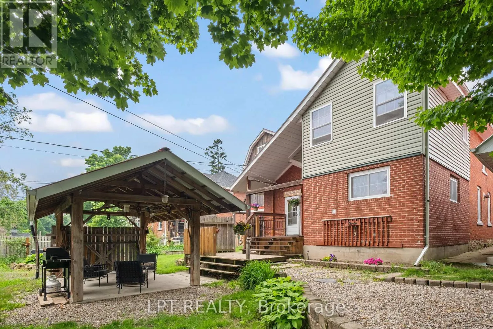 277 BROCK STREET