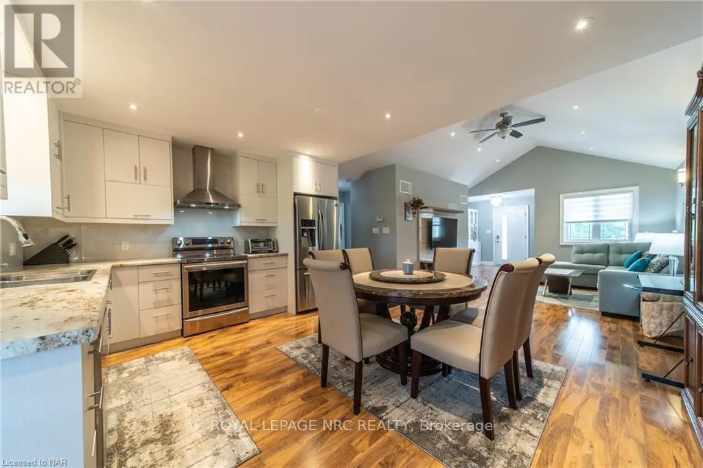 2876 HIGHWAY 3 E
