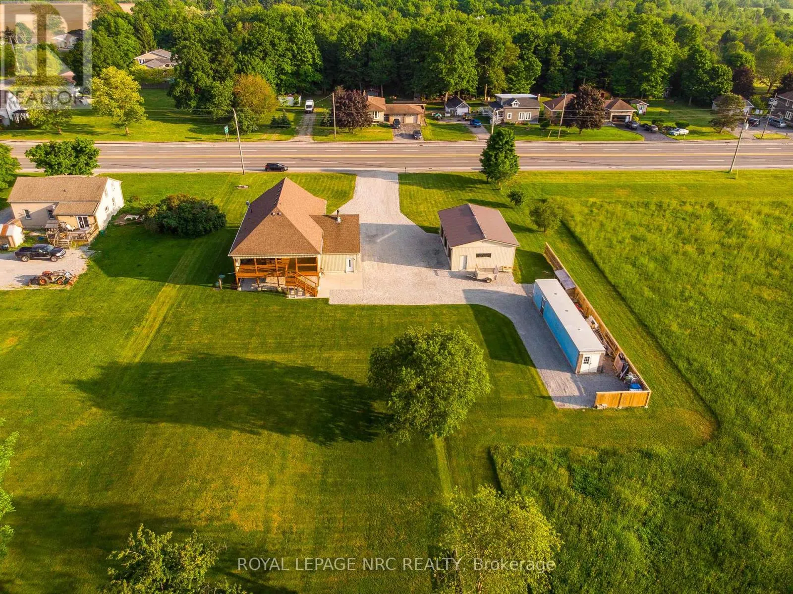 2876 HIGHWAY 3 E