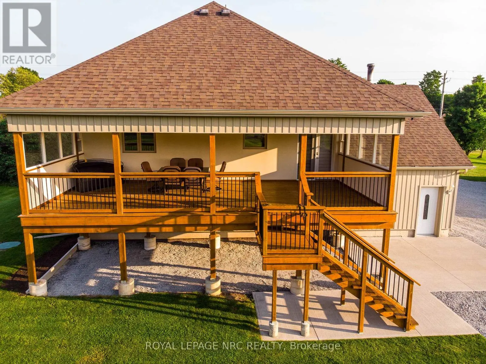 2876 HIGHWAY 3 E
