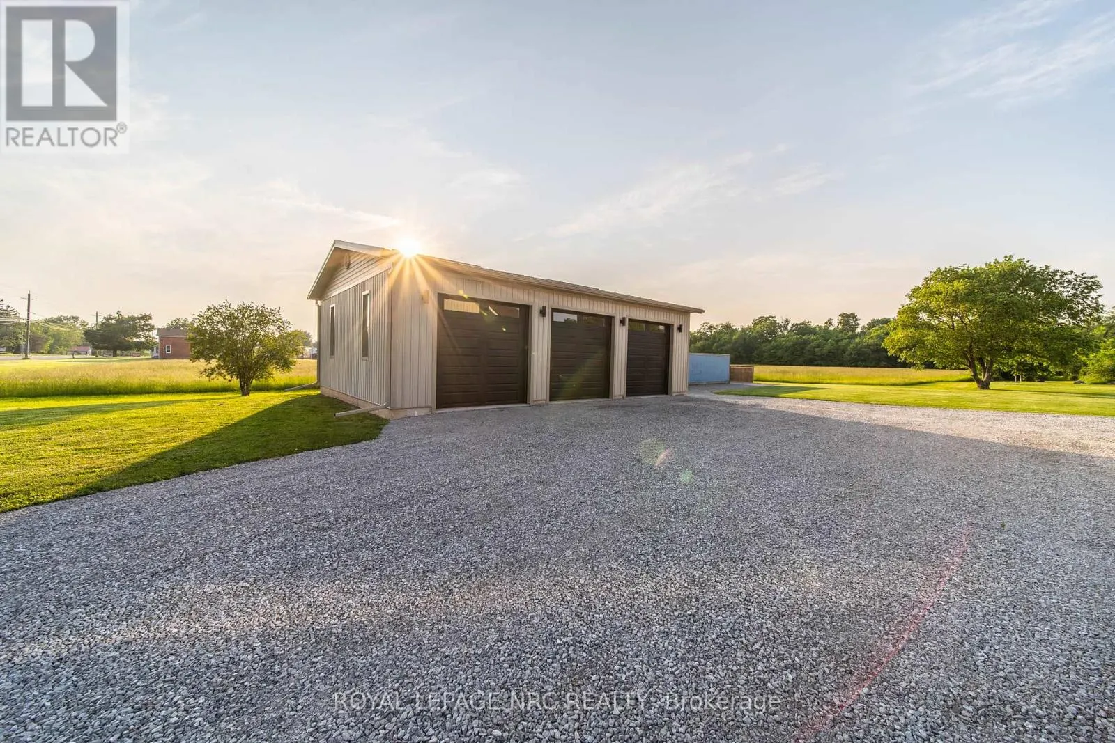 2876 HIGHWAY 3 E
