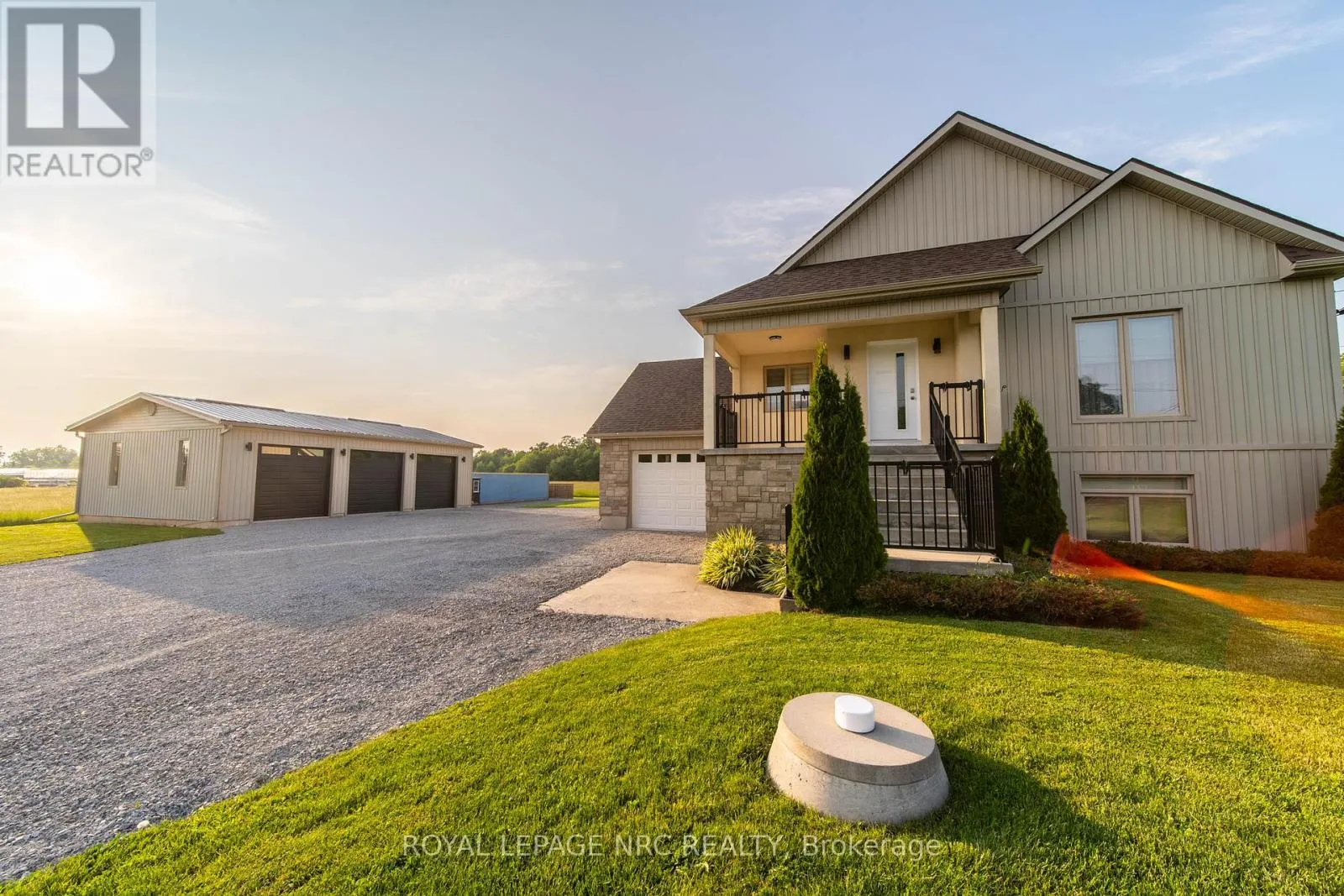 2876 HIGHWAY 3 E