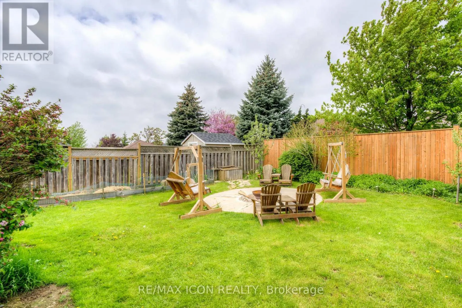 19 REDTAIL COURT