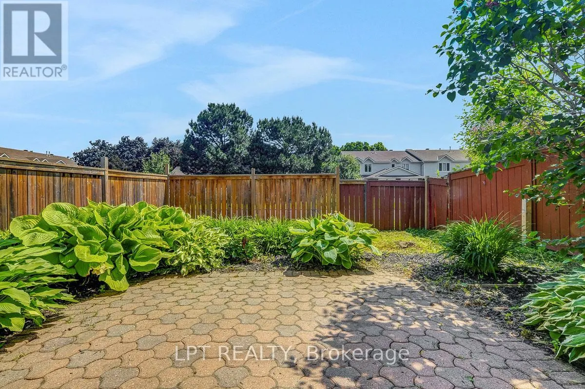 83 LANGSTROM CRESCENT