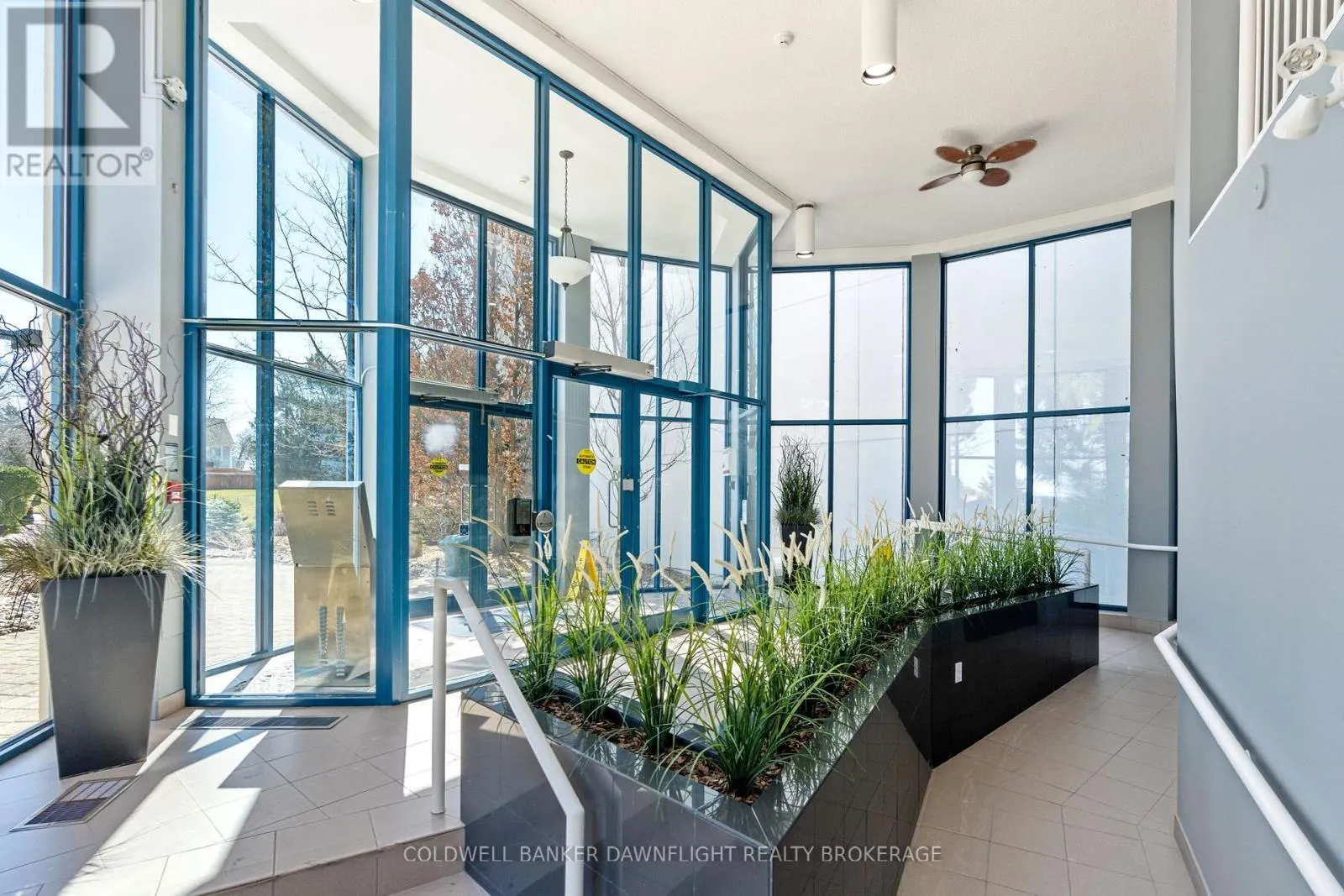 101 - 9 PINE STREET, #101