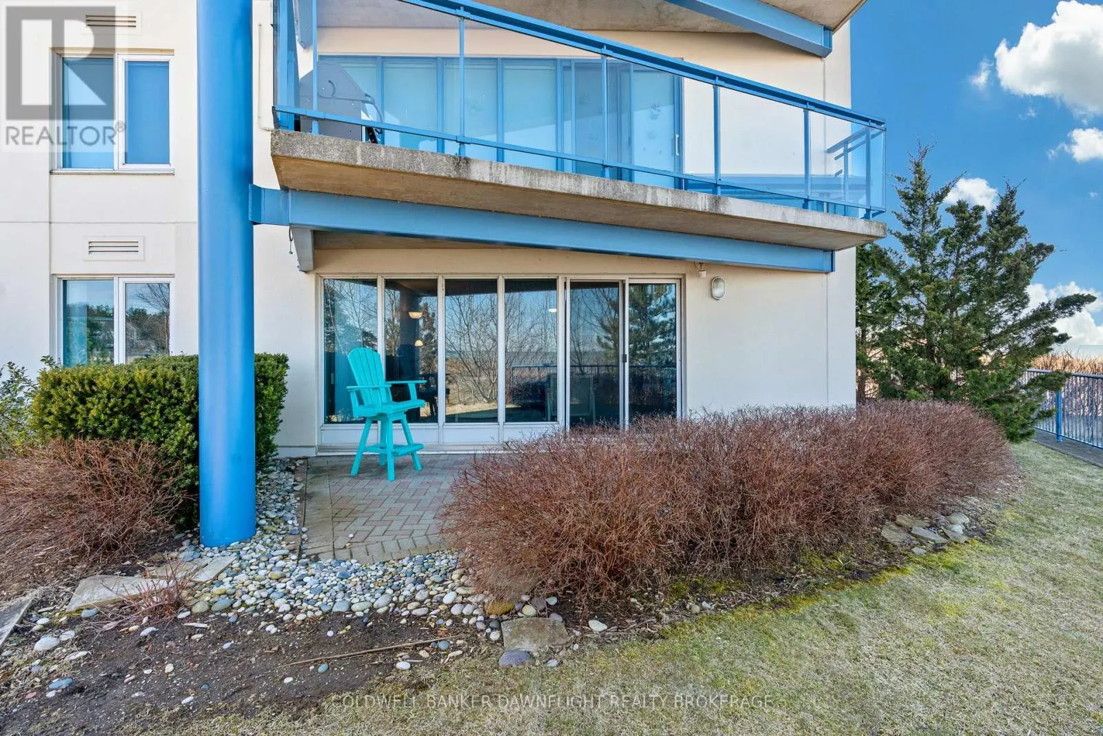 101 - 9 PINE STREET, #101