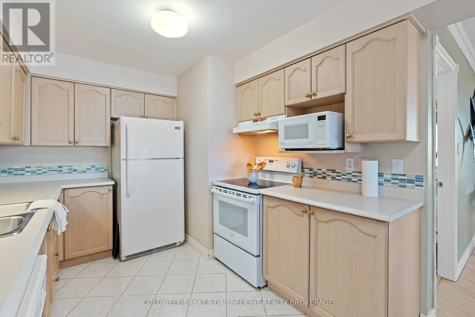 101 - 9 PINE STREET, #101