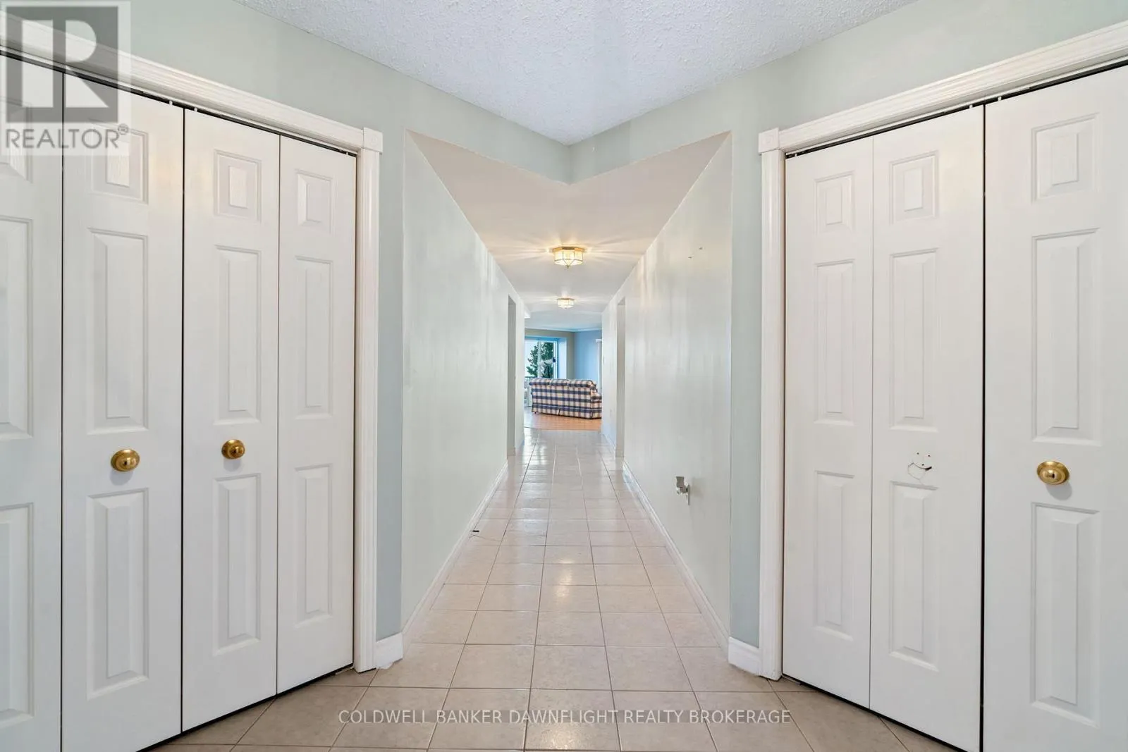 101 - 9 PINE STREET, #101