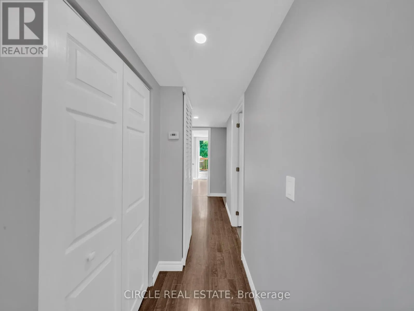 5 MAPLE DRIVE
