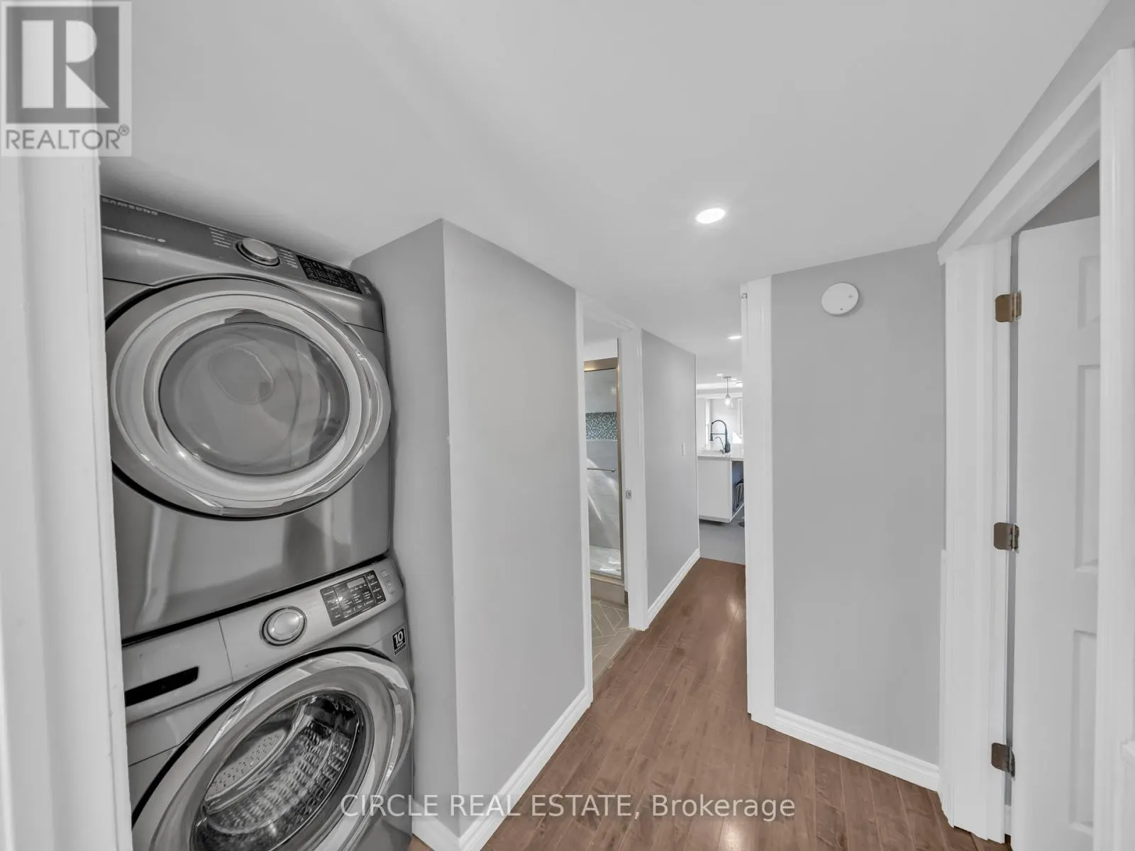 5 MAPLE DRIVE