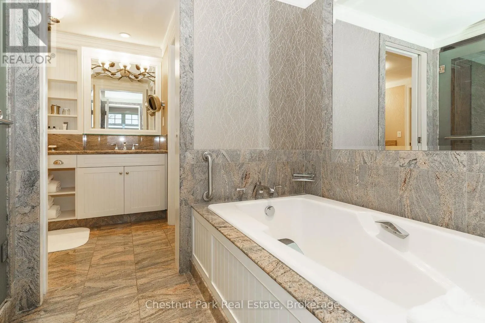 1225 - 1050 PAIGNTON HOUSE ROAD, #1225