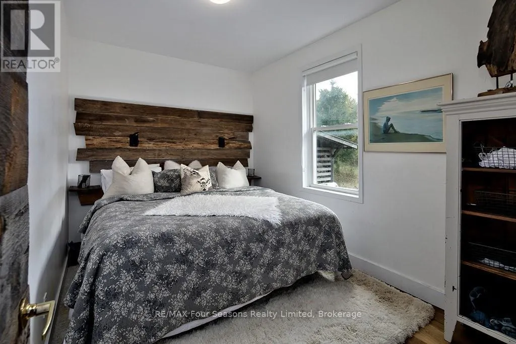 495529 GREY ROAD 2