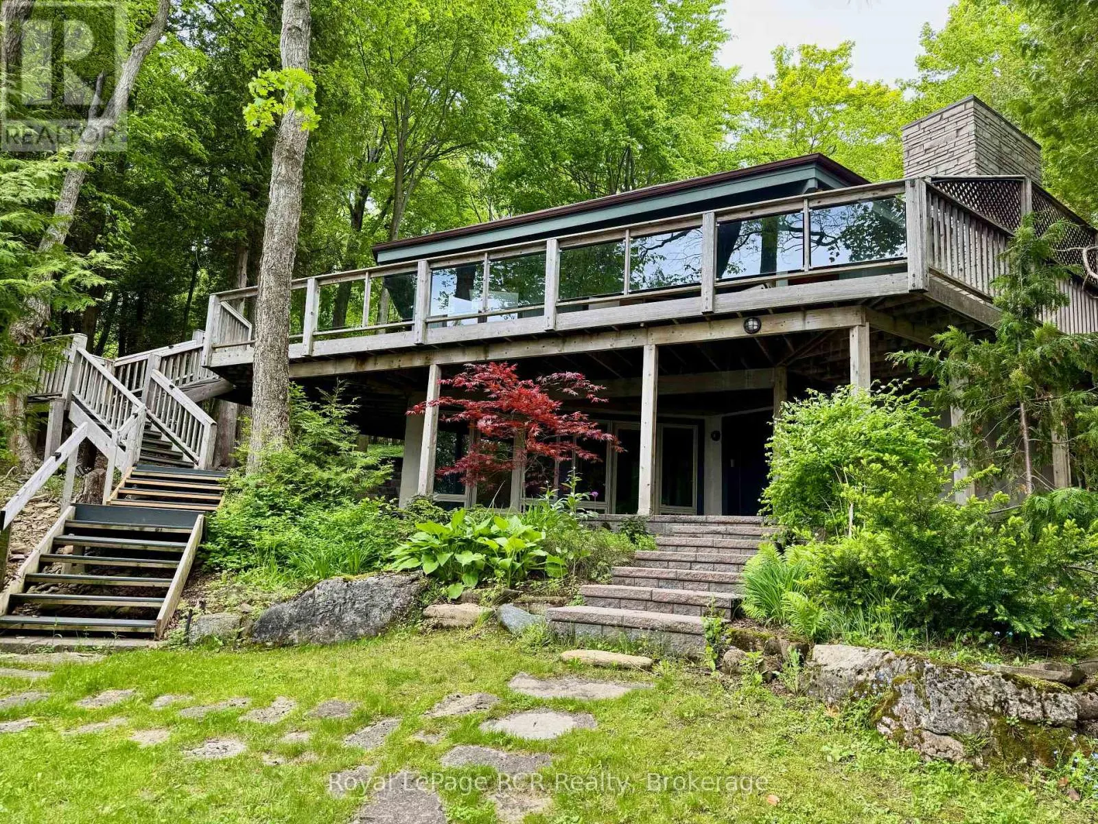 15 GEORGIAN DRIVE