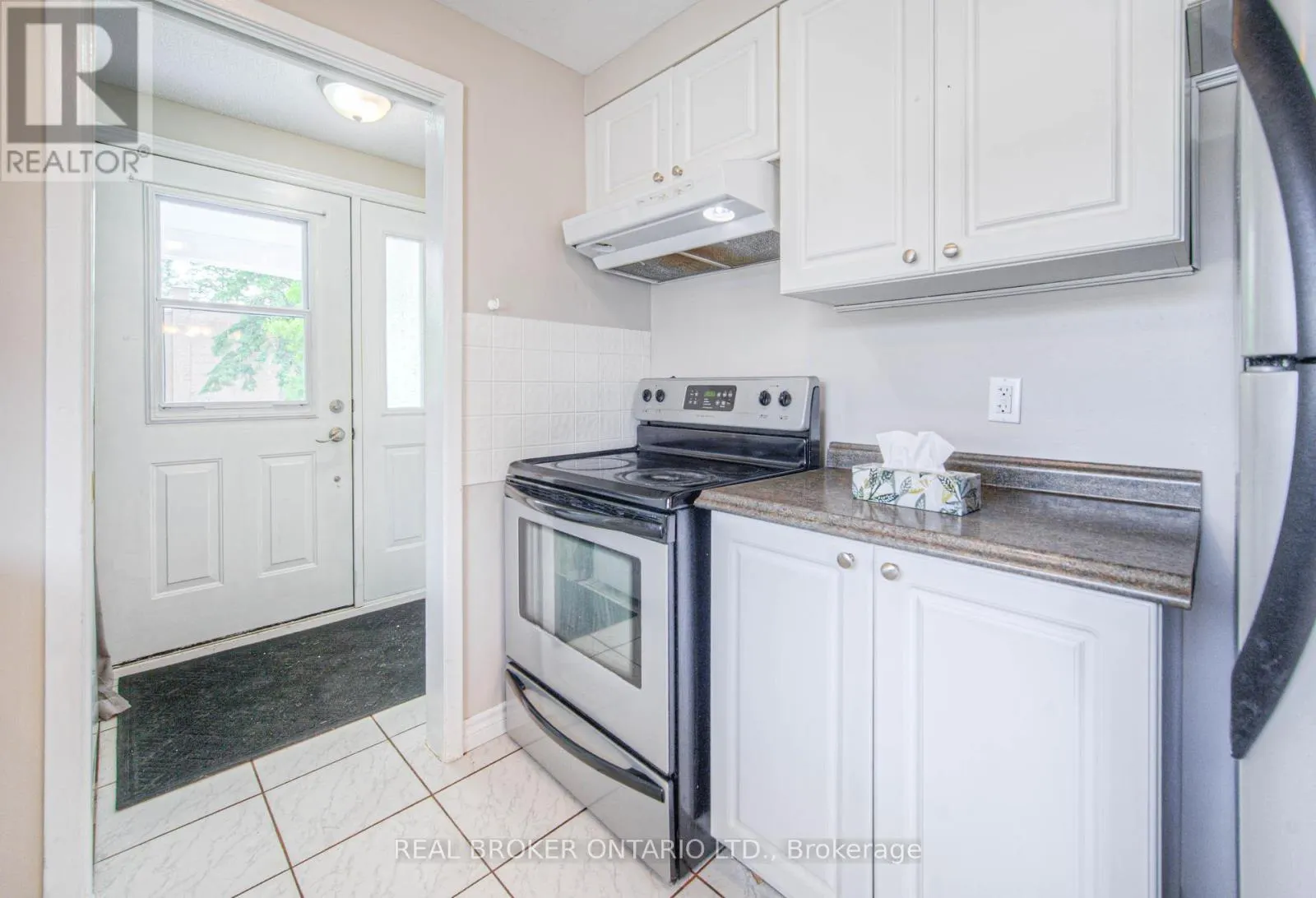 119 KINGSWOOD DRIVE