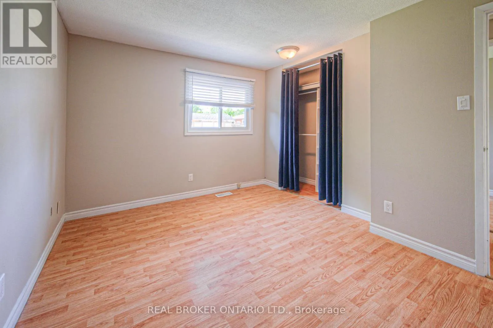 119 KINGSWOOD DRIVE