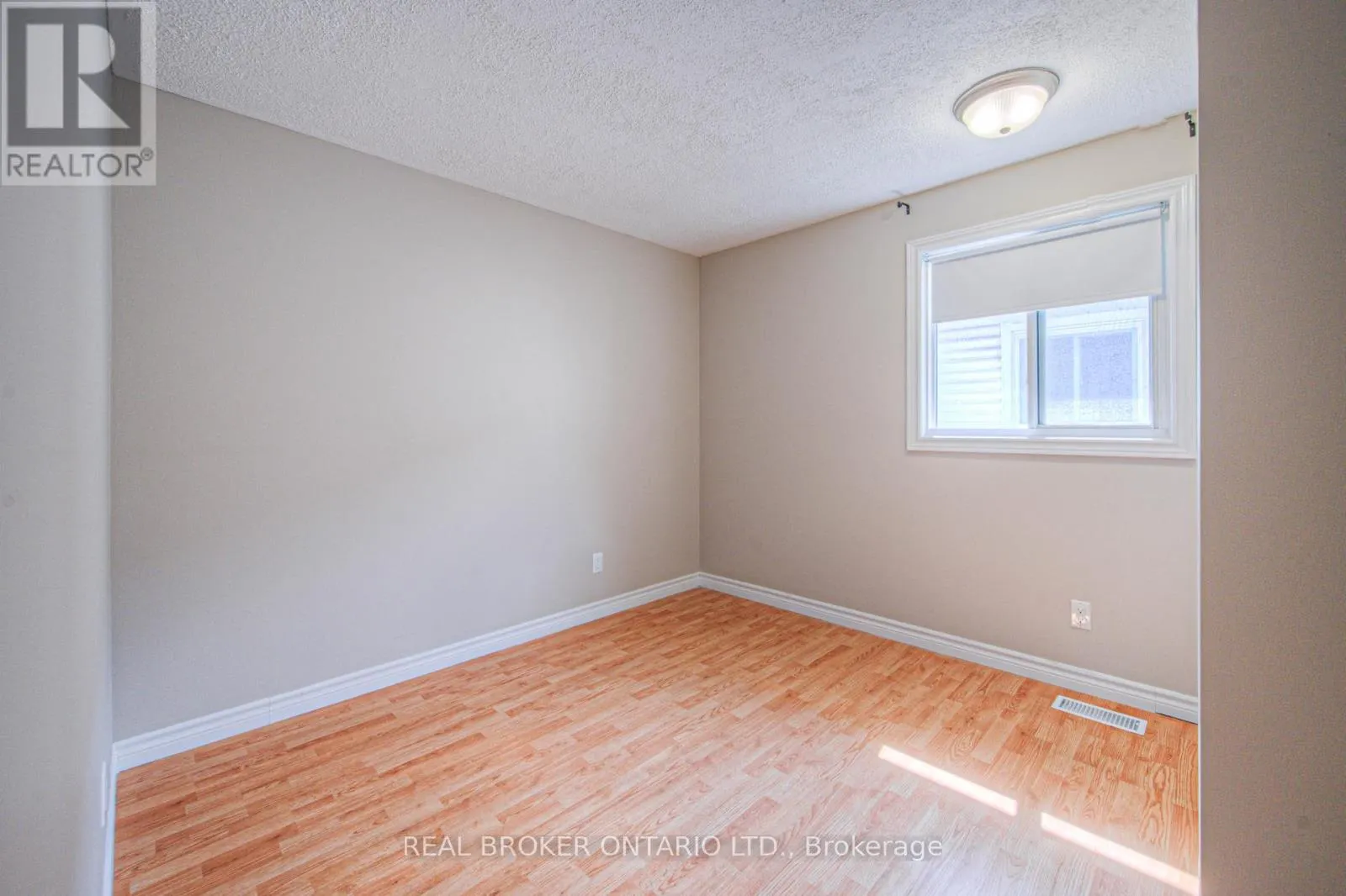 119 KINGSWOOD DRIVE