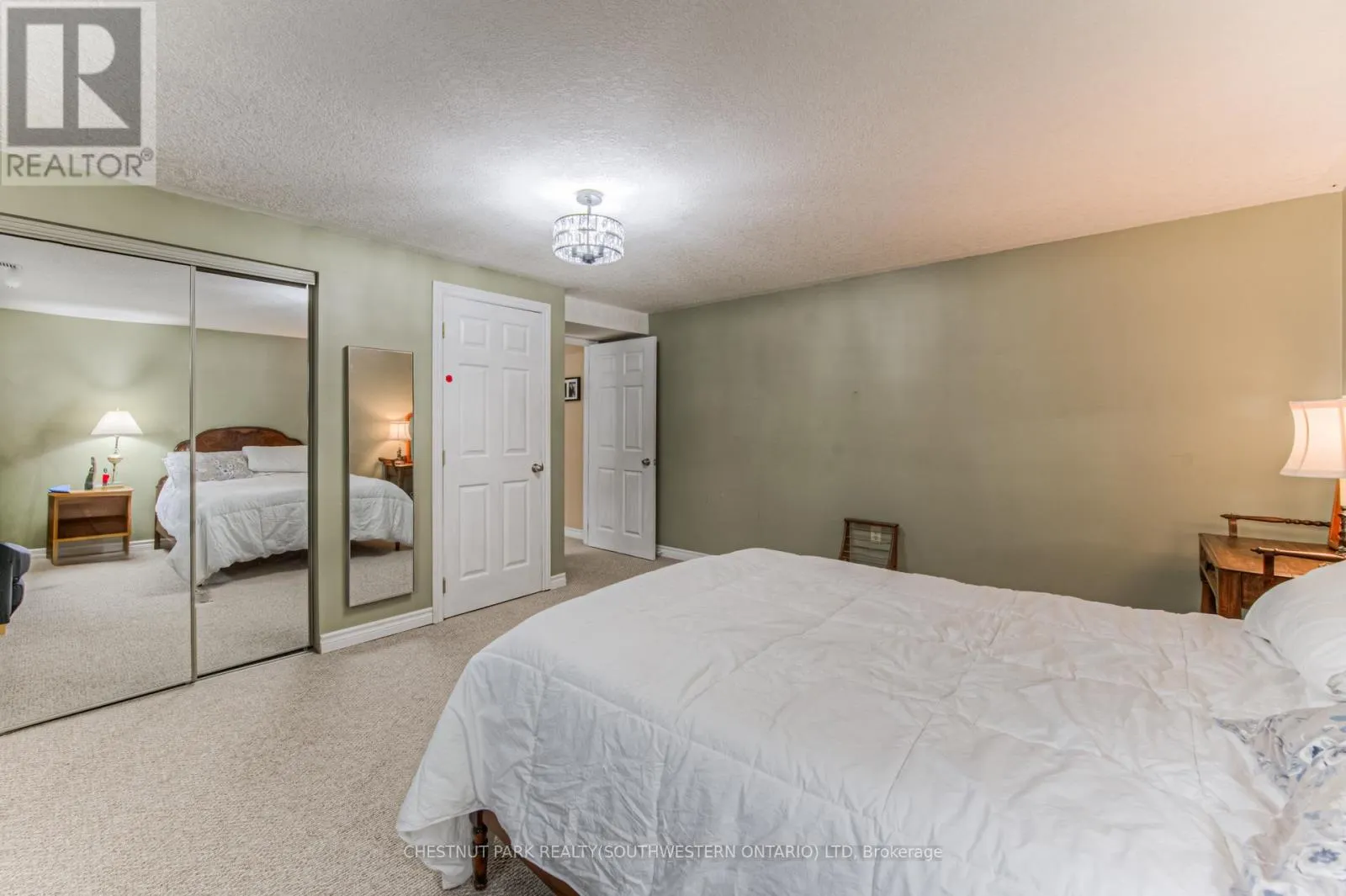 19 - 100 IDLE CREEK DRIVE