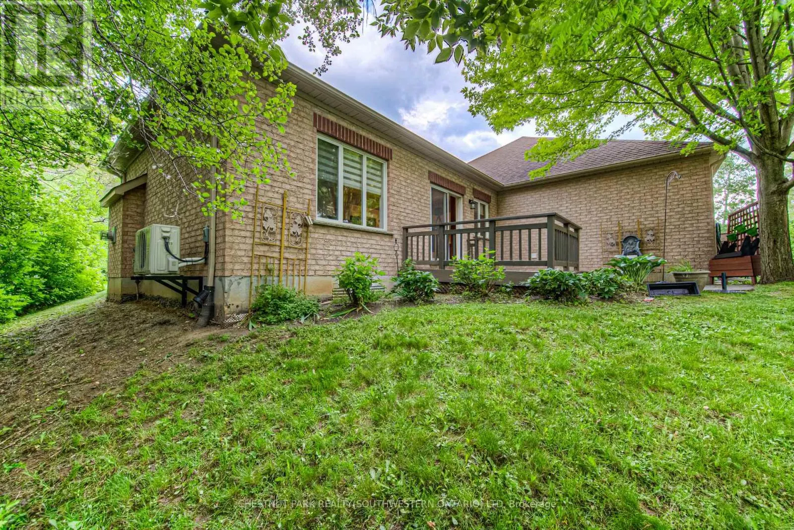 19 - 100 IDLE CREEK DRIVE