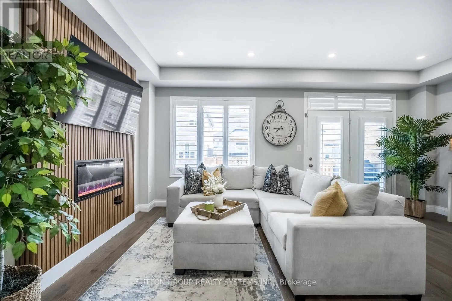 93 WESTFIELD CRESCENT