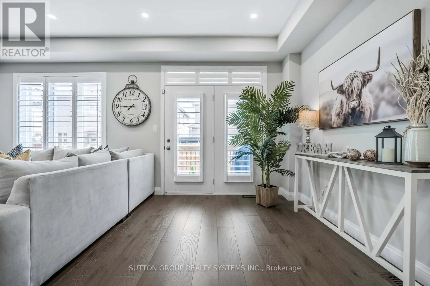 93 WESTFIELD CRESCENT