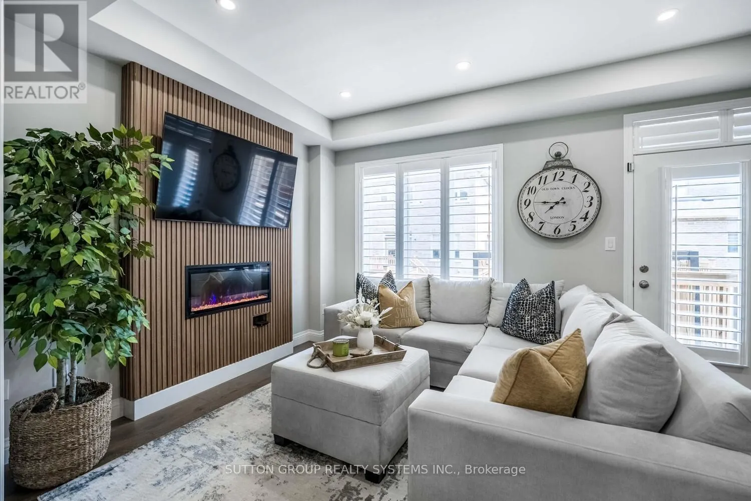 93 WESTFIELD CRESCENT
