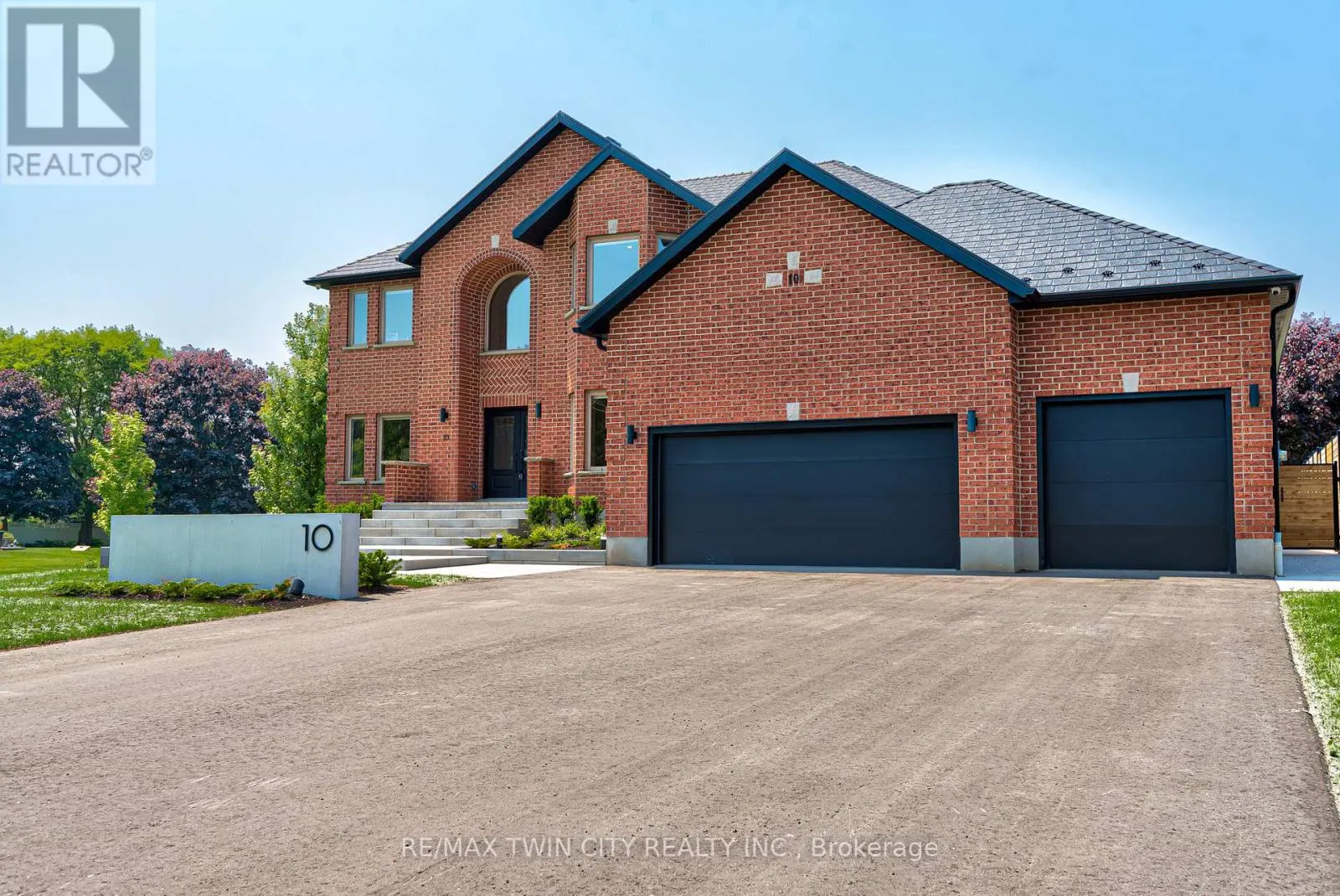 10 ELDALE ROAD