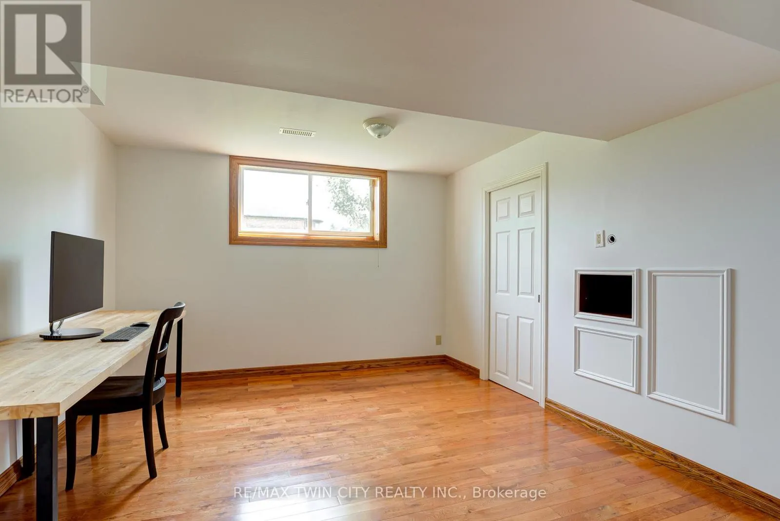 10 ELDALE ROAD