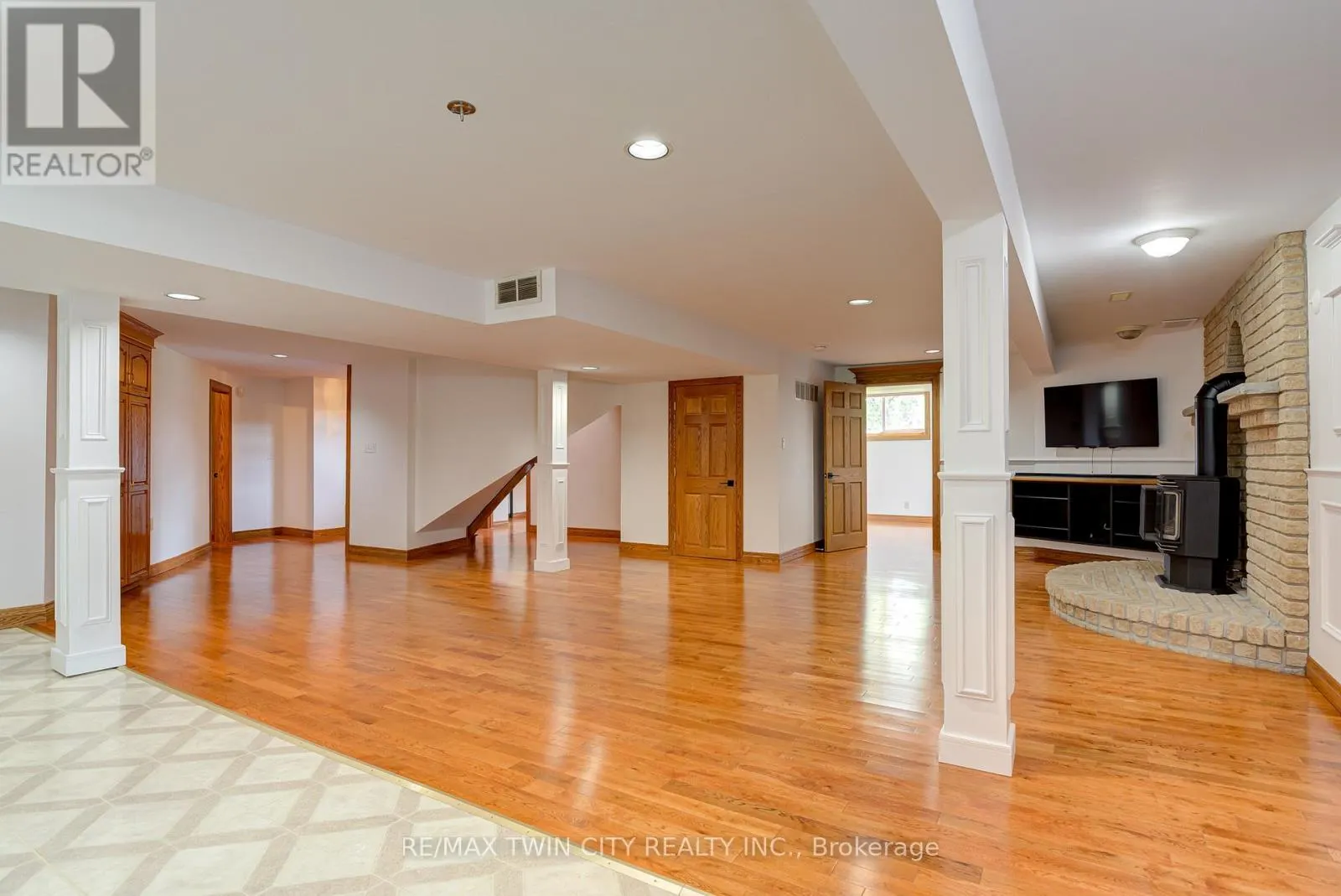 10 ELDALE ROAD