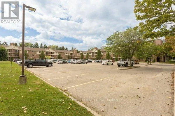 209 - 440 WELLINGTON STREET, #209