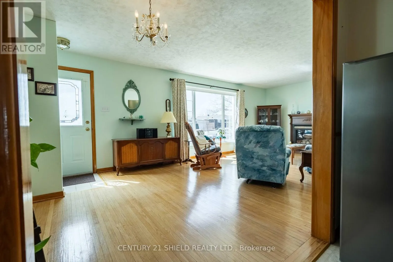 506 ANDERSON DRIVE