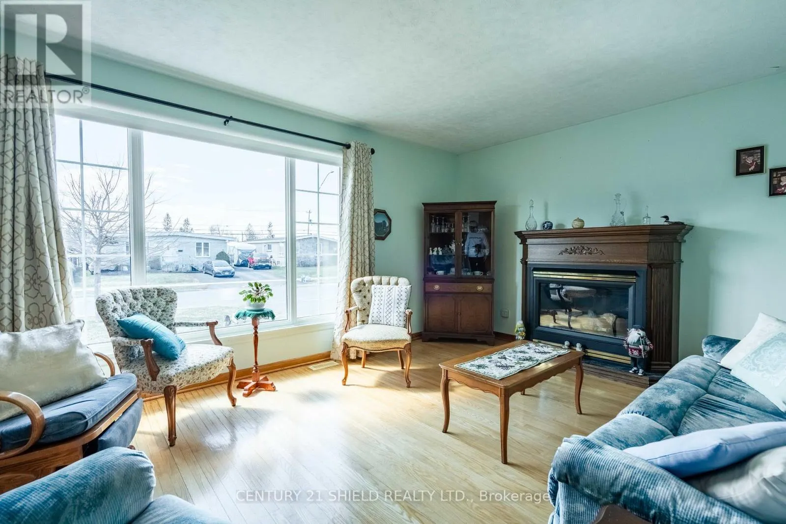 506 ANDERSON DRIVE