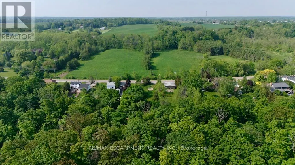 59 RIDGE ROAD E