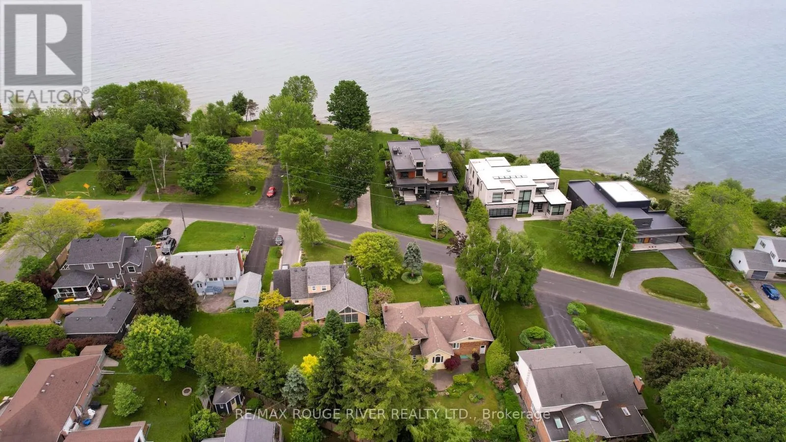 546 LAKESHORE ROAD